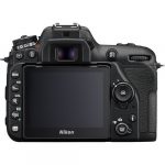 Nikon D7500 18 1403.5 5.6 VR 3